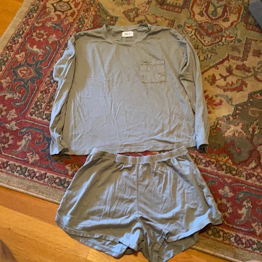 MATE long sleeve shirt and shorts